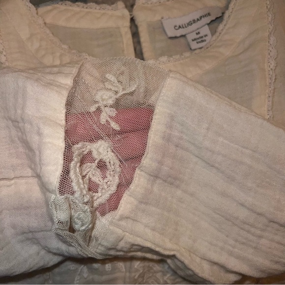 Calligraphie Med embroidered blouse - Picture 5 of 6